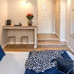 55 Fifty-five - Maison D'art Collection