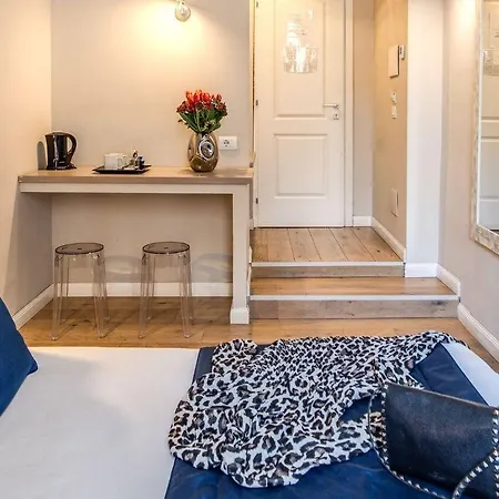 55 Fifty-five - Maison D'art Collection