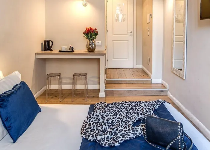 55 Fifty-five - Maison D'art Collection